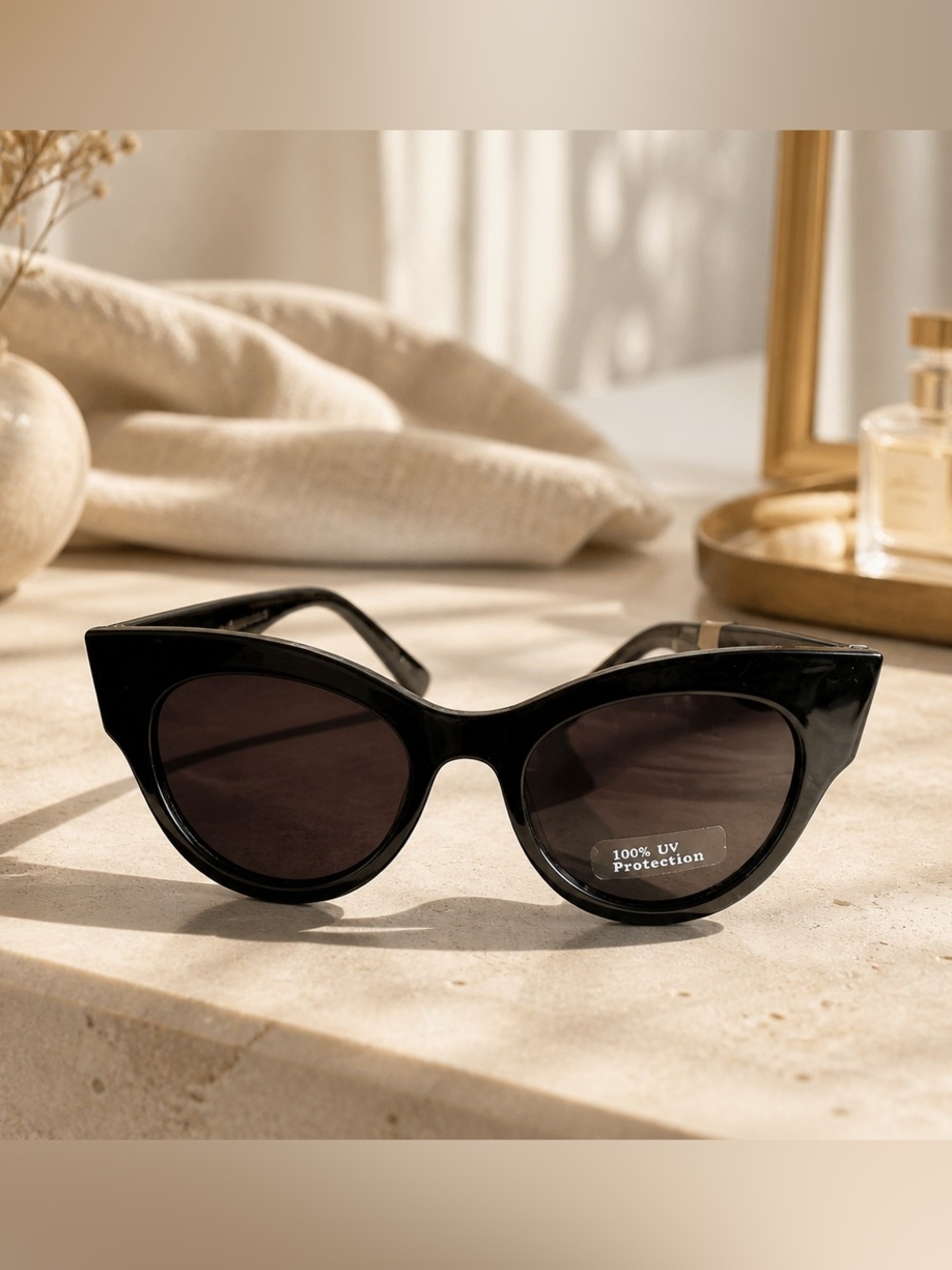 NWT Women’s Black Oval Cat Eye Fashion Sunglasses UV Protection
